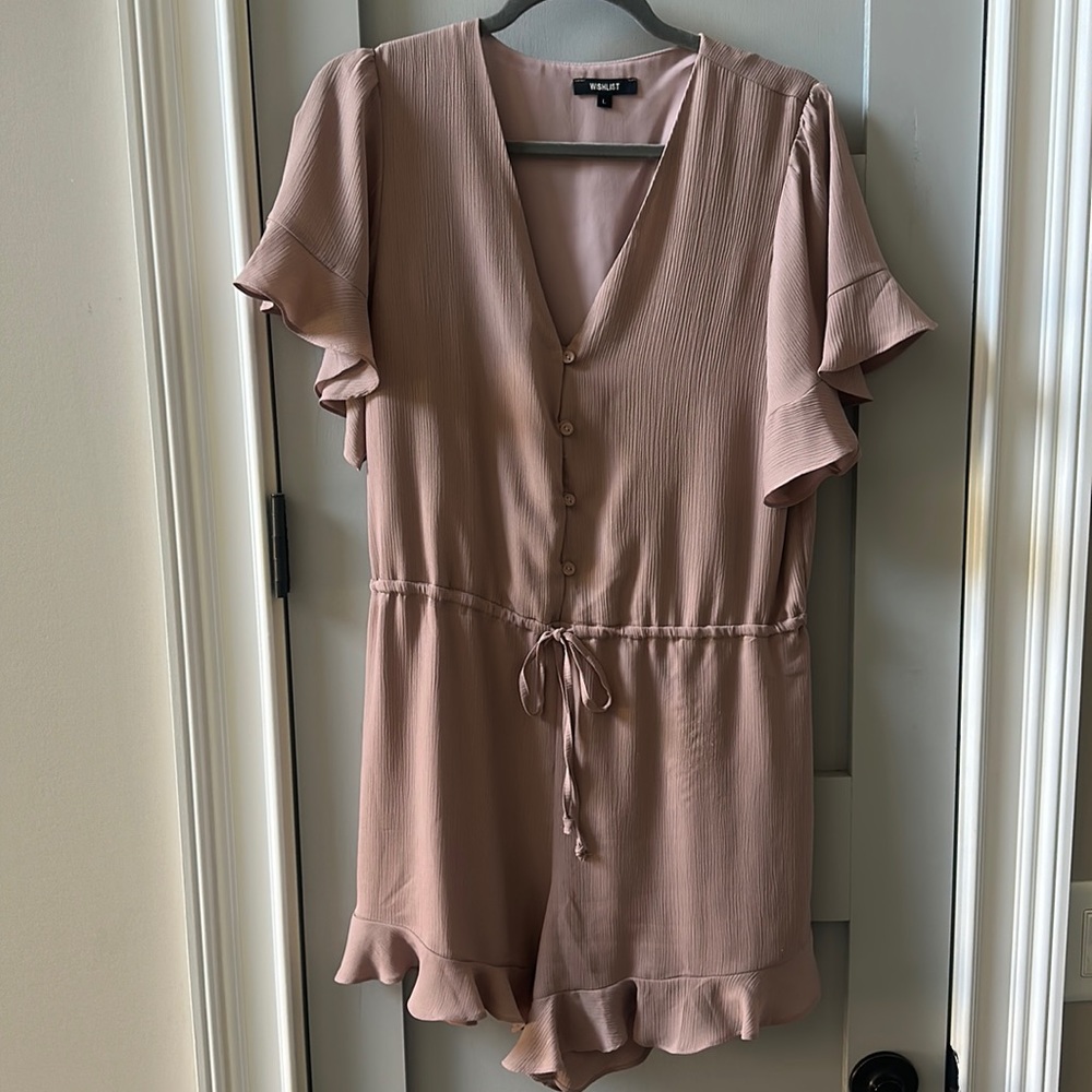 Great condition romper by Wishlist